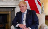 UK Prime Minister Johnson Survives Confidence Vote to Hold Onto Premiership