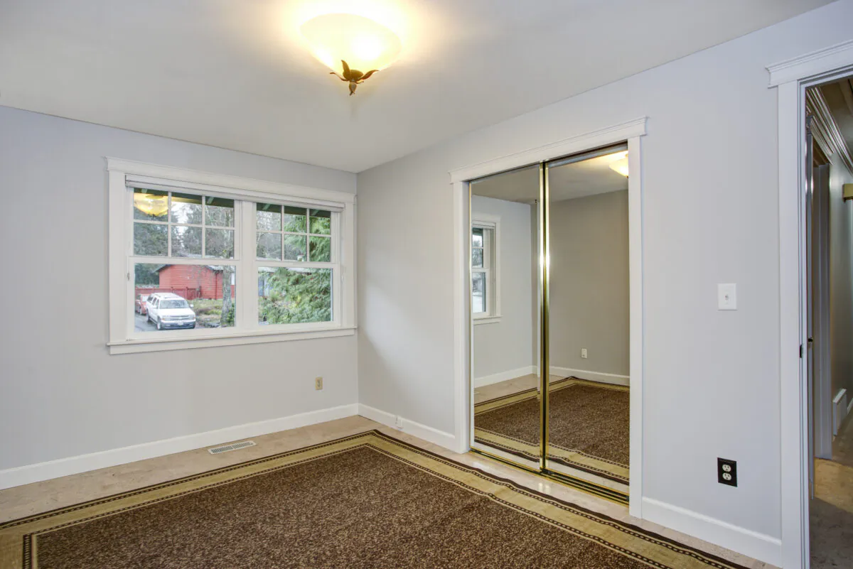 The reflective quality of the mirror makes a space appear larger. (Dreamstime/TNS)
