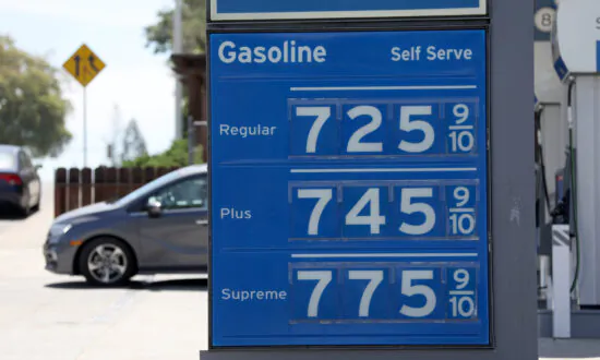 Biden Administration Expected to Reinstate Price Controls, Bringing Back 1970s Gas Lines, Experts Warn