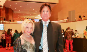 Houston Engineer Says the World Needs More Shen Yun Performances