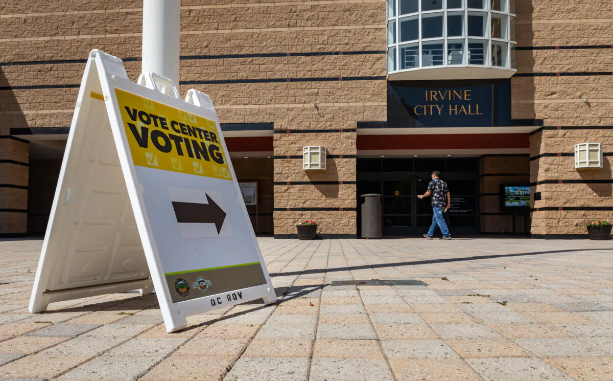 Voters turn in their ballots at Irvine City Hall in Irvine, Calif., on June 7, 2022. (John Fredricks/The Epoch Times)