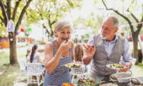 7 Tips to Stay Balanced Amid Summer’s Heat