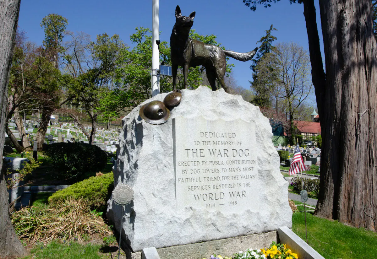 The War Dog Memorial at the Hartsdale Pet Cemetery in Hartsdale, N.Y. (Dave Paone/The Epoch Times)
