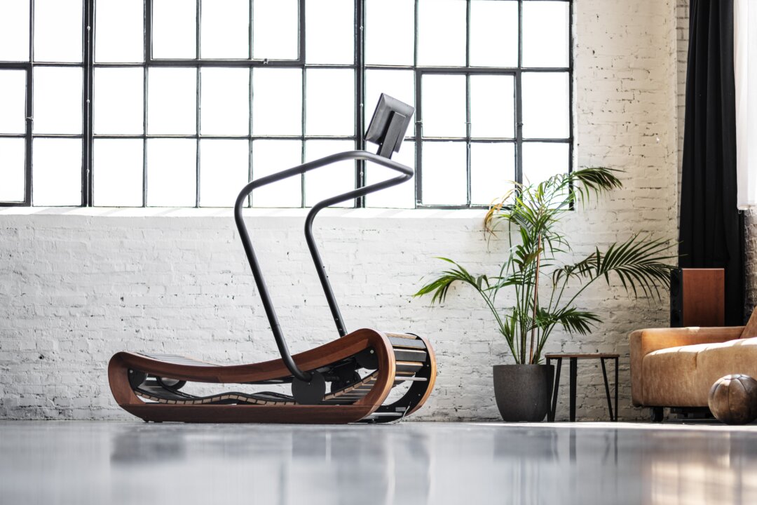 NOHrD Sprintbok Curved Manual Treadmill. (Courtesy of NOHrD)