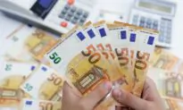 Euro Jumps as ECB Holds Unscheduled Meeting, Dollar Awaits Fed Move