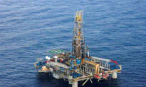 Oil Sticks Near Three-Month Highs Despite China Lockdowns