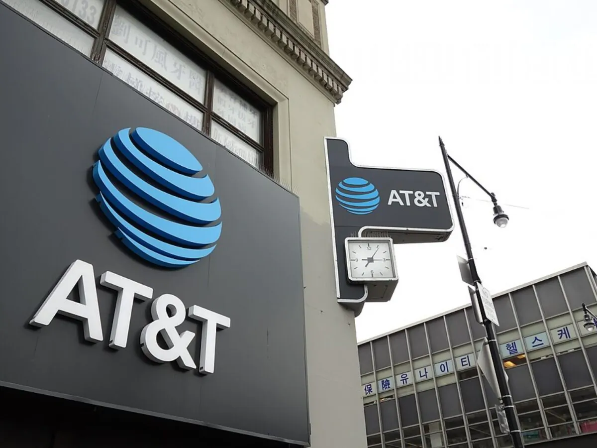 The logo AT&T is seen on this photo. (Tdorante10/ Wikimedia Commons via Benzinga)