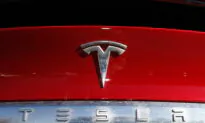 US Probes Crash Involving Tesla That Hit Student Leaving Bus