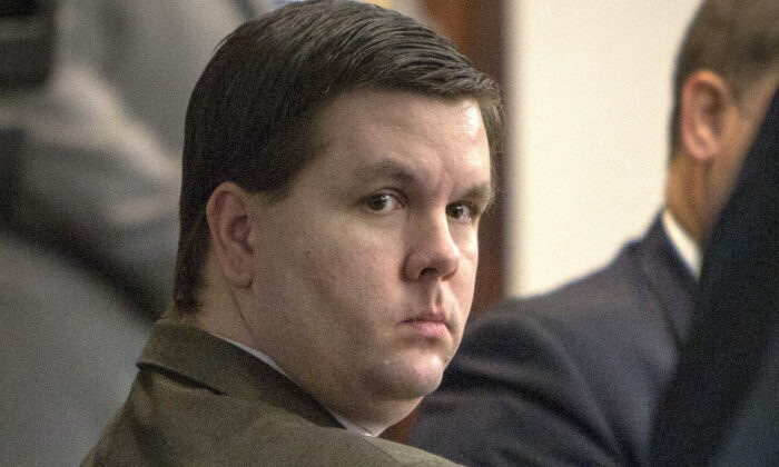 Justin Ross Harris listens during his trial at the Glynn County Courthouse in Brunswick, Ga.,  on Oct. 3, 2016. (Stephen B. Morton/Atlanta Journal-Constitution via AP/Pool)