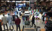 US Consumer Confidence Slumps to Lowest Level in 16 Months