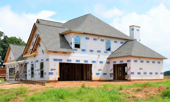 US Construction Spending Drops for Second Month as Housing Recession Deepens