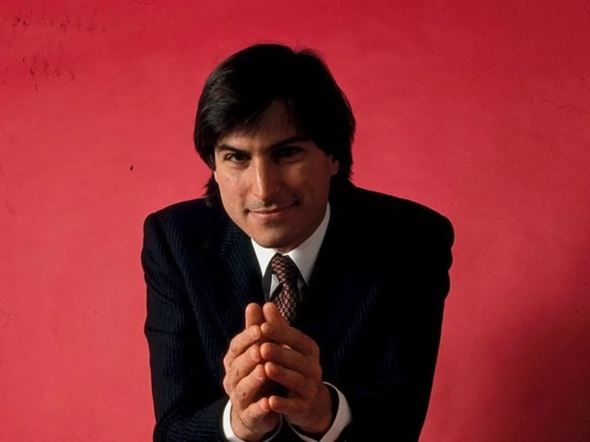 The photo shows Steve Jobs. (Bernard Gotfryd via Wikimedia Commons)