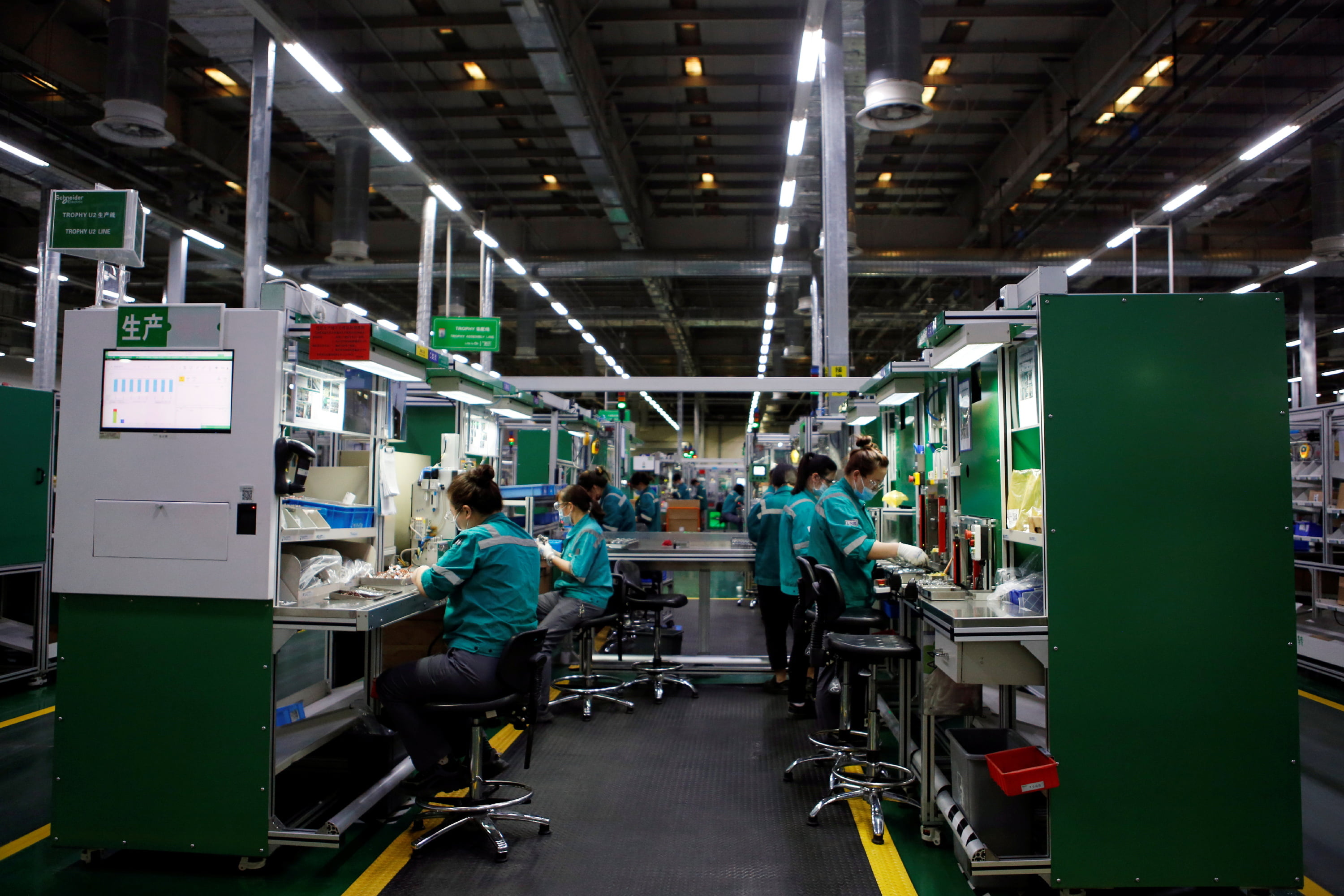Global Factory Activity Slows in May as China's COVID-19 Curbs Weigh - Vimarsana News