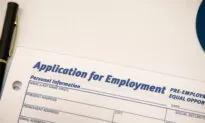 New York Fed Reports Fewer Americans Are Changing Jobs, a Sign That the Labor Market Is Cooling