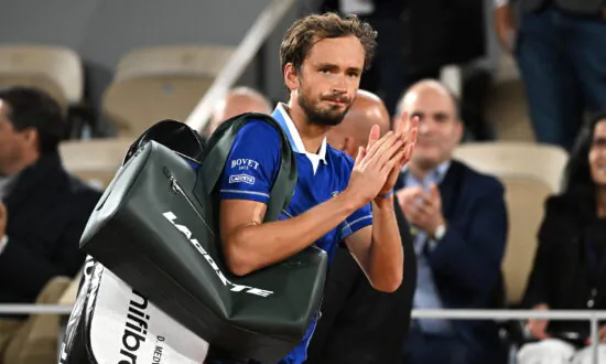 Medvedev Returns to Number One With Imminent Wimbledon Ban