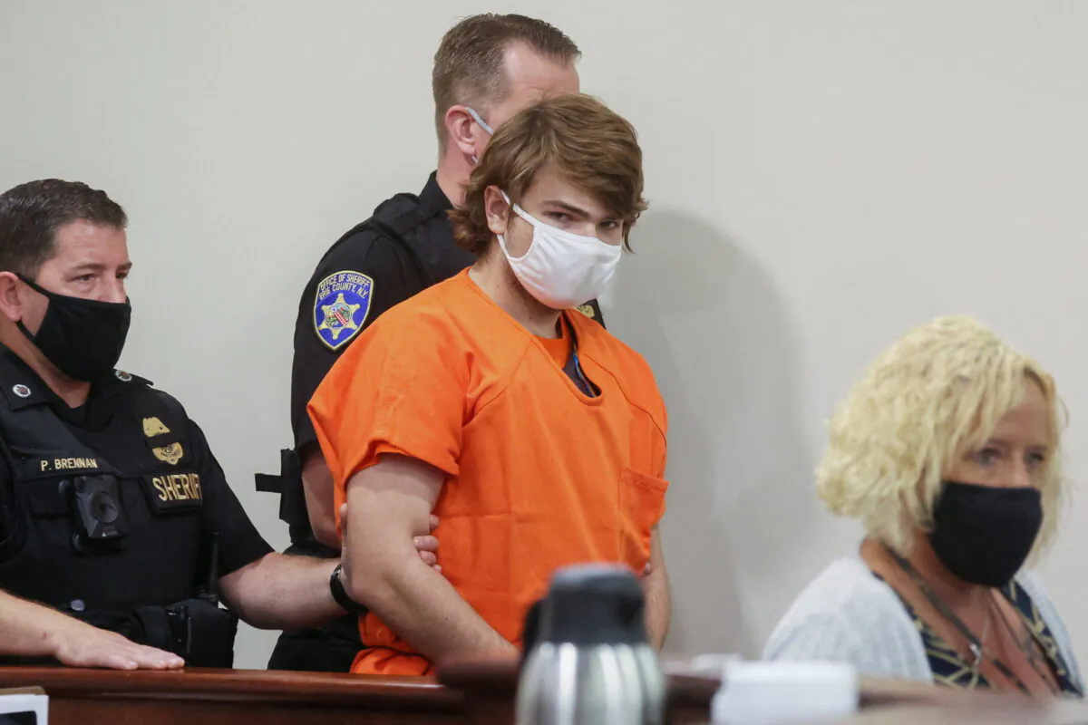 Buffalo shooting suspect Payton Gendron appears for a hearing at the Erie County Courthouse in Buffalo, N.Y., on May 19, 2022. (Brendan McDermid/Reuters)