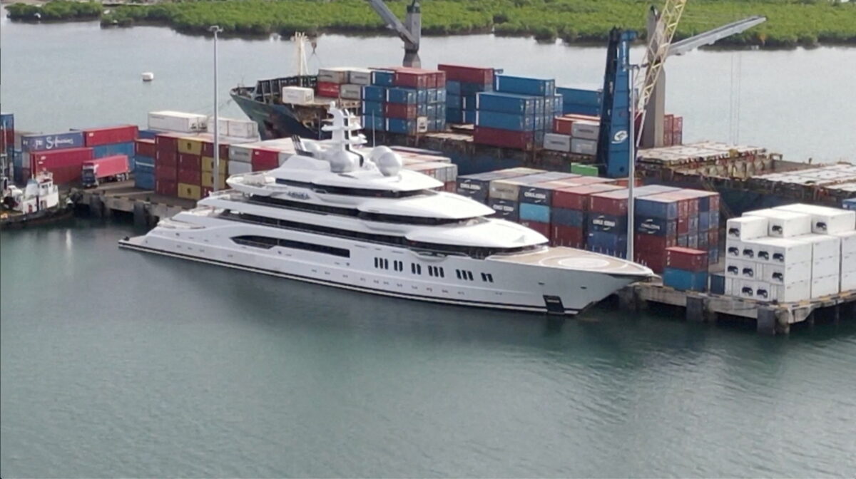 Russian Superyacht Arrives in Hawaii After US Seizure Order