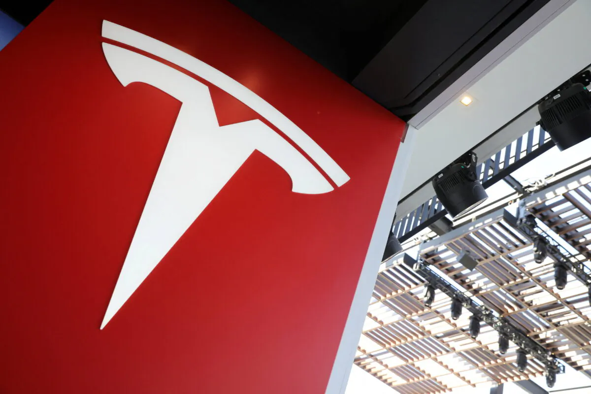A Tesla logo in Los Angeles on Jan. 12, 2018. (Lucy Nicholson/Reuters)