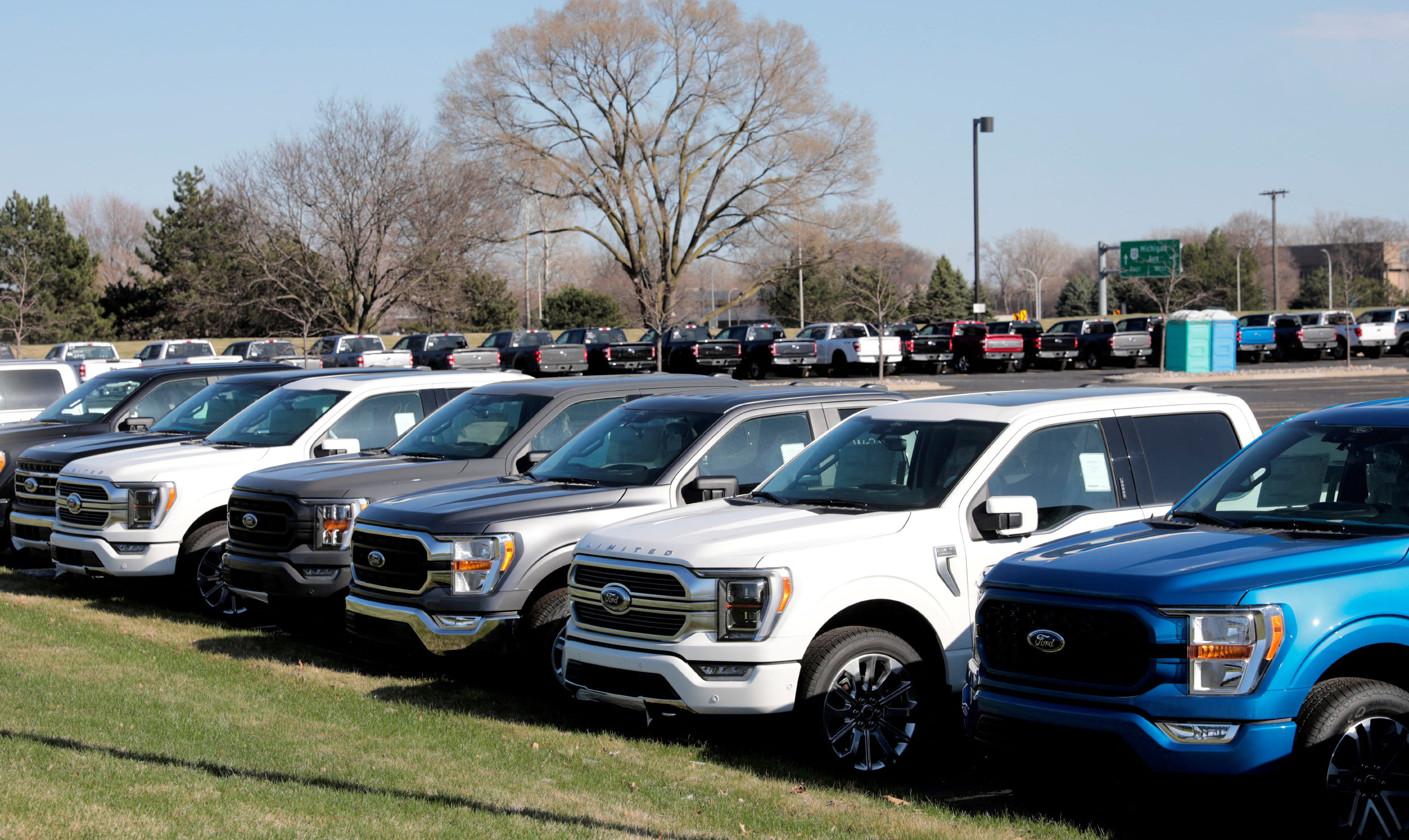 Ford Recalls 2,900 EV F-150 Lightning Pickup Trucks - Vimarsana News