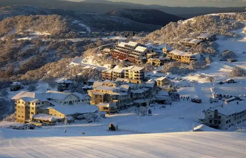 A supplied image obtained on Wednesday, July 26, 2017 of the Mount Hotham ski resort's range of slopes for skiing. (AAP Image/Tourism North East) 
