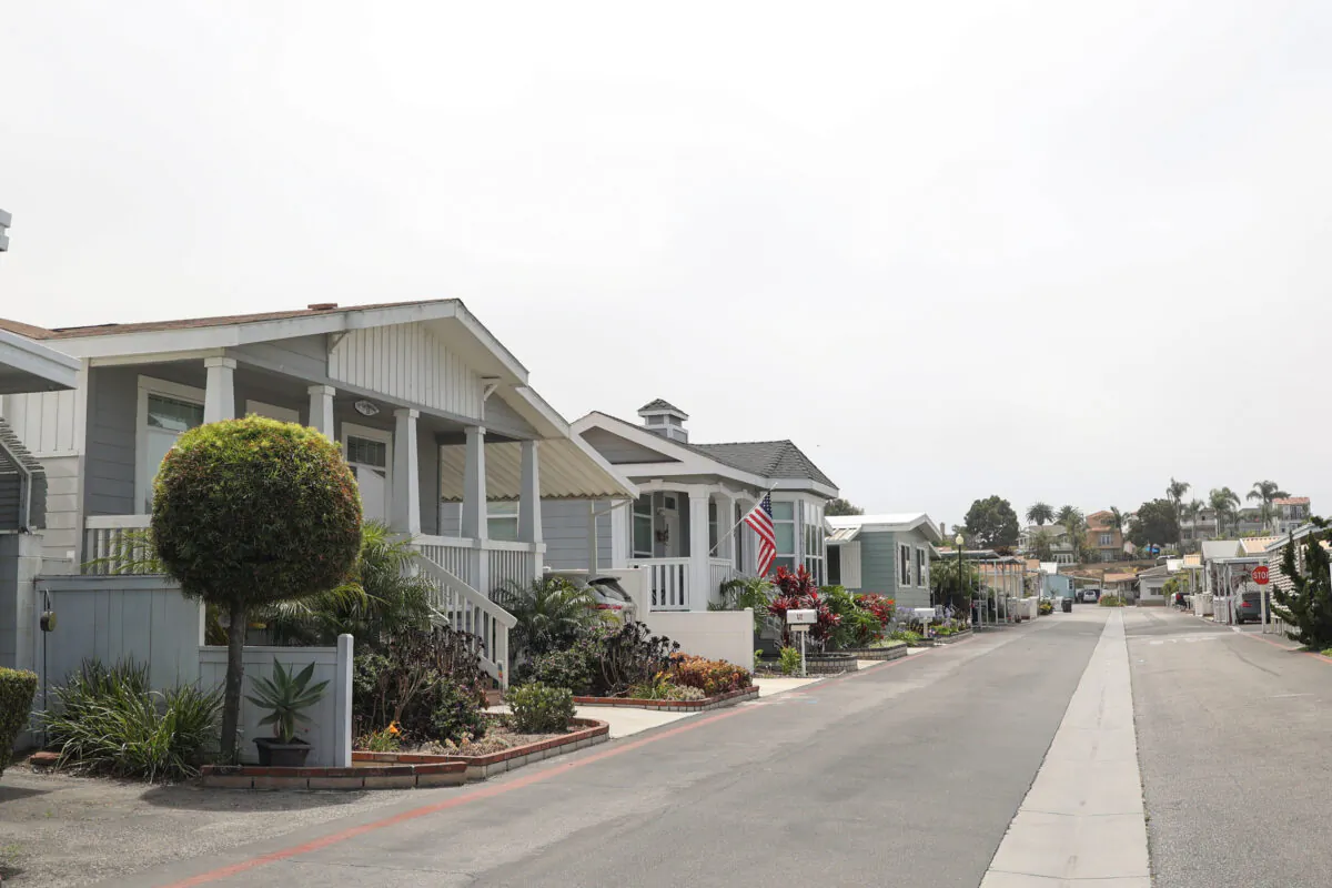 Mobile homes are seen in a file photo. (Julianne Foster/The Epoch Times)