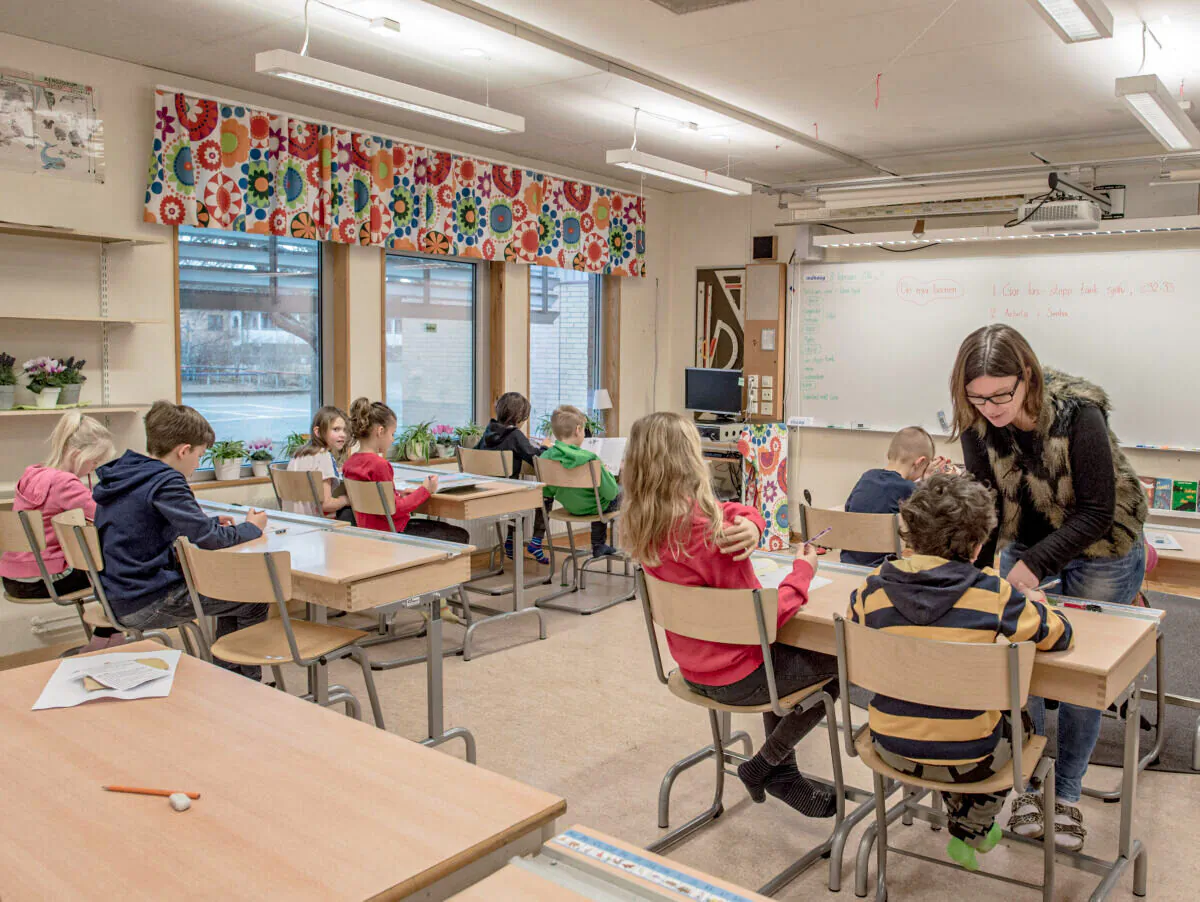 Swedish students are seen in a classroom of a school in Halmstad, Sweden in 2016. (David Ramos/Getty Images)