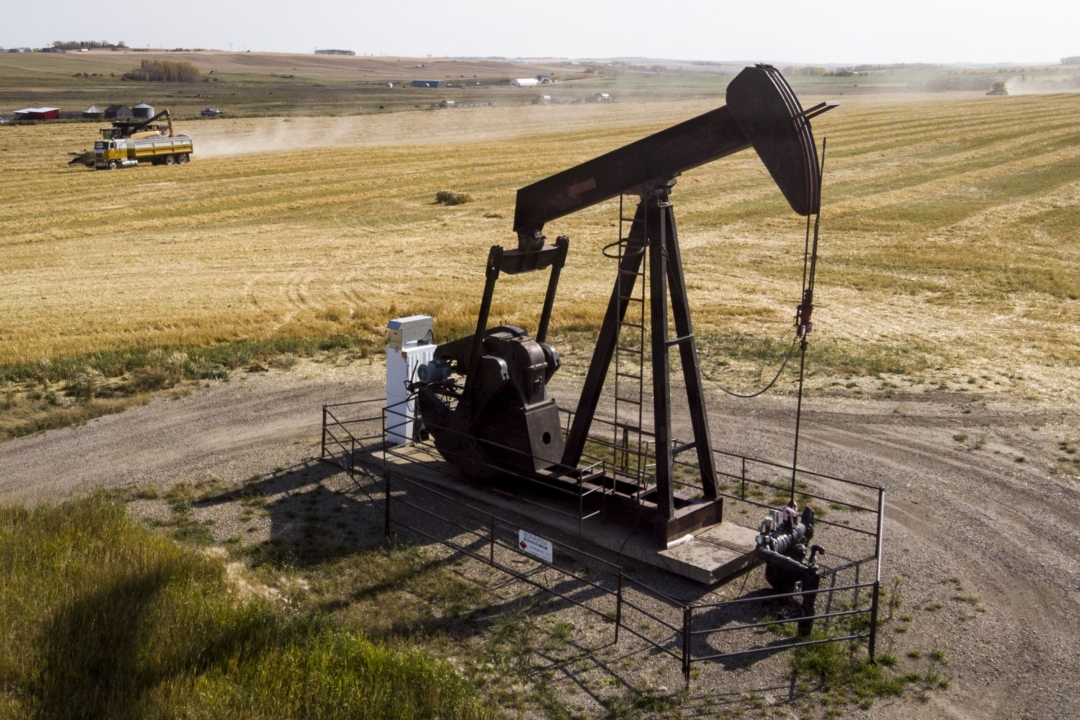 In Canada's Oilpatch, Minimal Drilling Despite High Prices