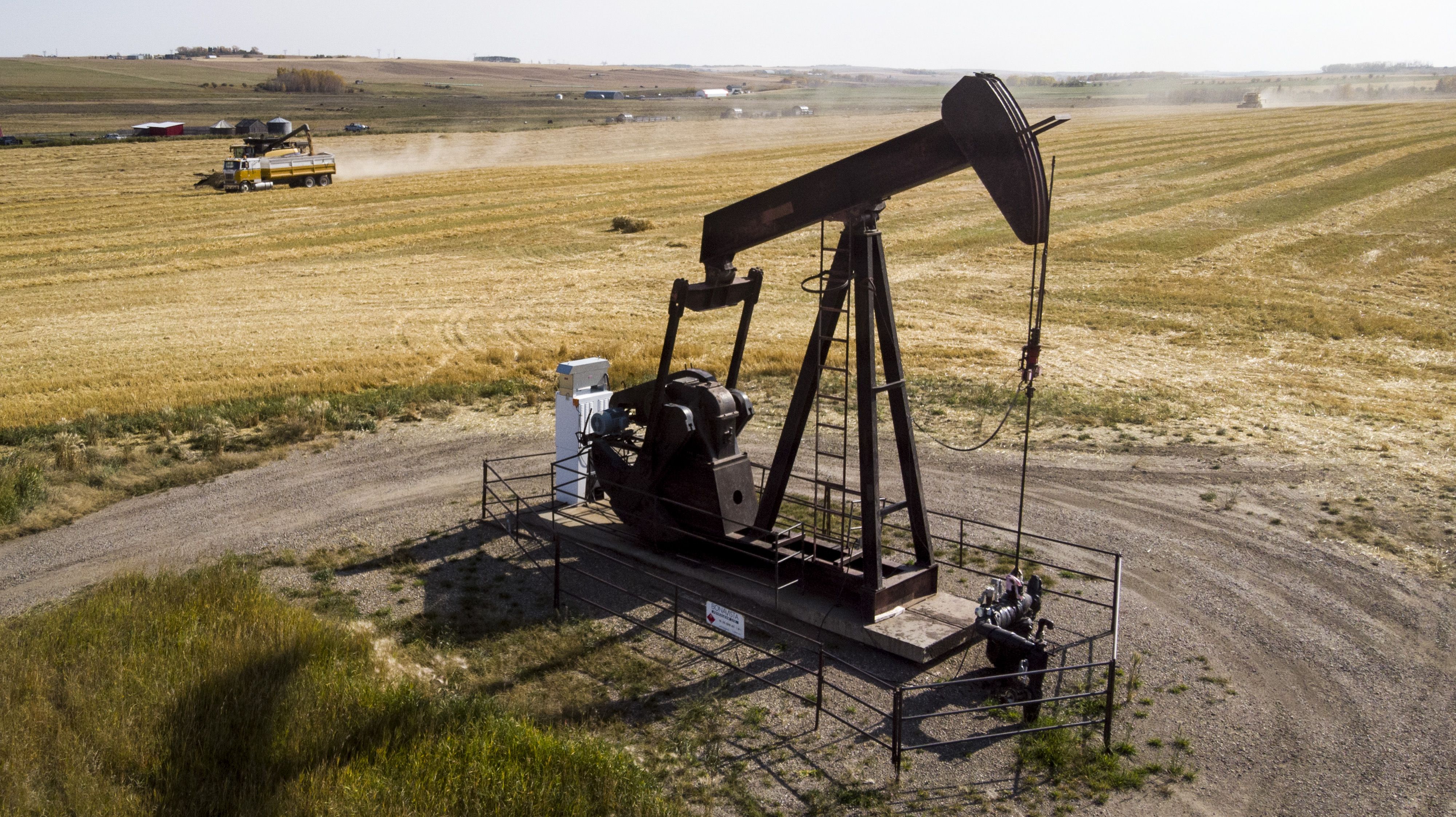 In Canada's Oilpatch, Minimal Drilling Despite High Prices - Vimarsana News