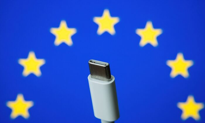 The European Union has approved a plan that would force all companies to make mobile devices compatible with the USB-C charger. (Mundissima/Shutterstock)