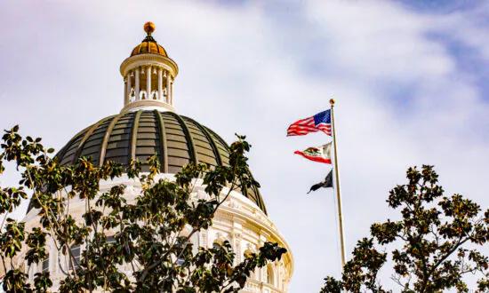 California’s Homeless Encampment Ban Stalls in Senate, Will Be Heard Again
