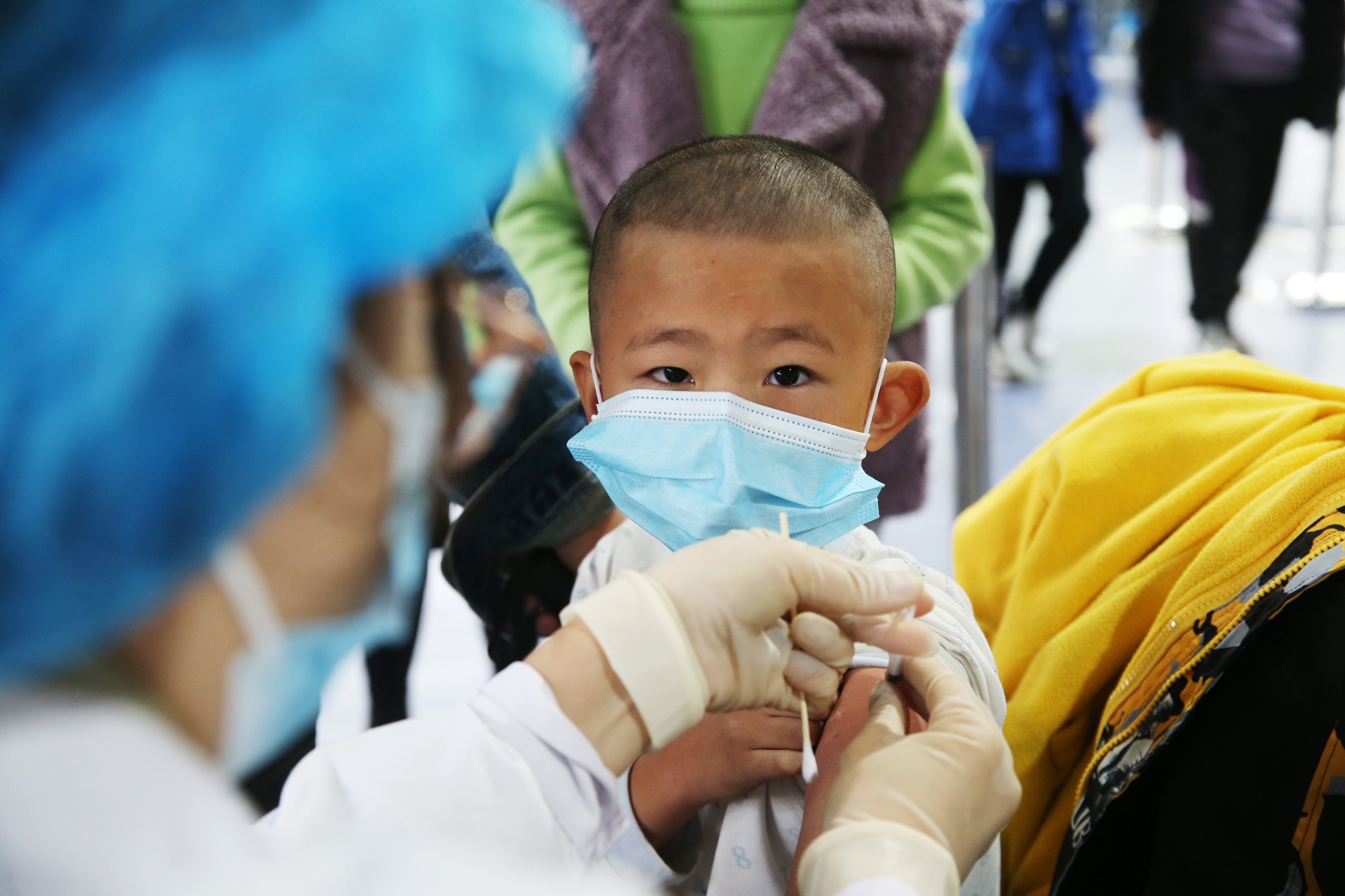 Chinese Health Expert: COVID Vaccines Can Cause Myocarditis - Vimarsana News