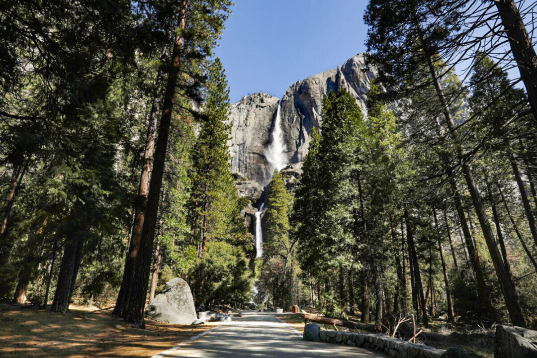 Yosemite Falls Trail on April 11, 2020. (Carolyn Cole/Los Angeles Times/TNS)