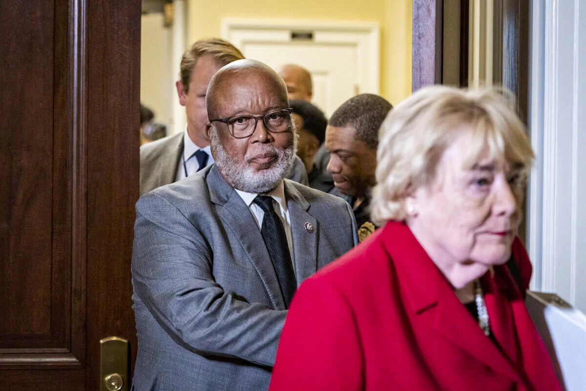 Rep. Bennie Thompson (D-Miss.) and Rep. Zoe Lofgren (D-Calif.) leave a hearing on the January 6th investigation in Washington on June 13, 2022. (Drew Angerer/Getty Images)