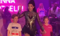 Texas Senate Committee Passes Bills Banning Drag Performances in Front of Children