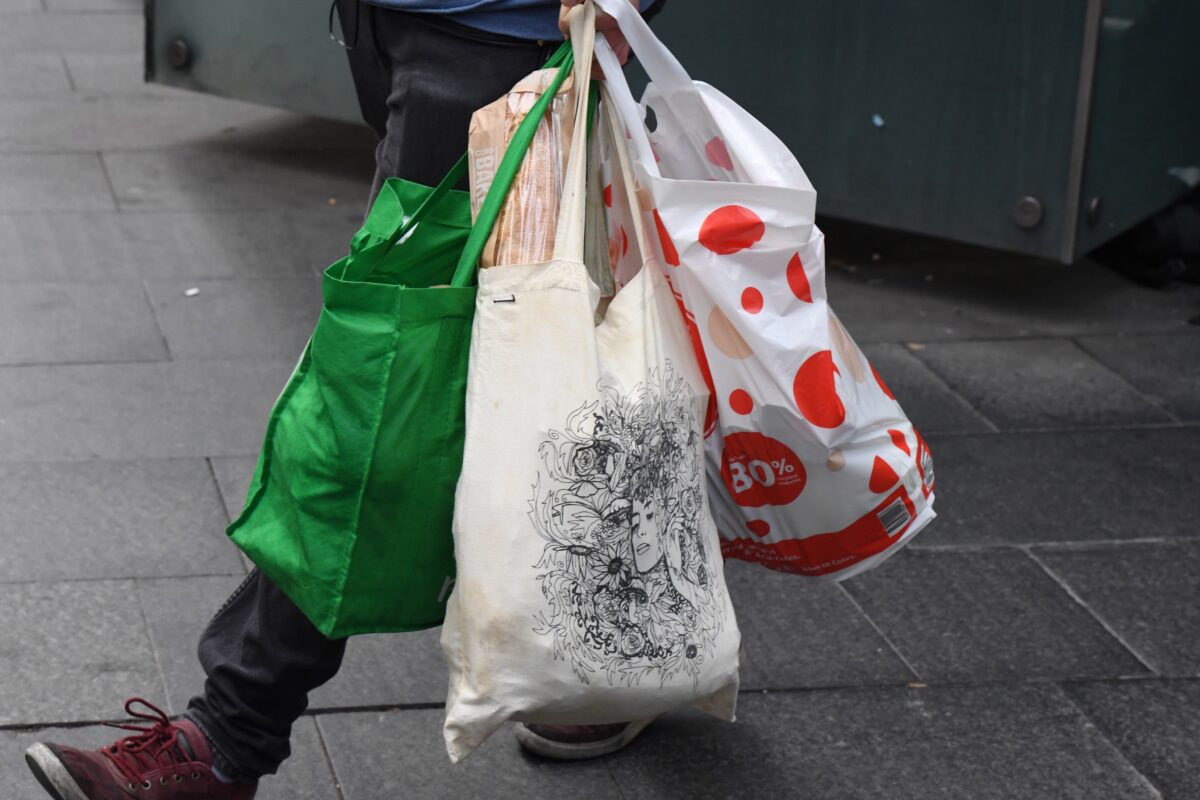NextImg:Coles to Discard Soft-Plastic Bags by the End of June