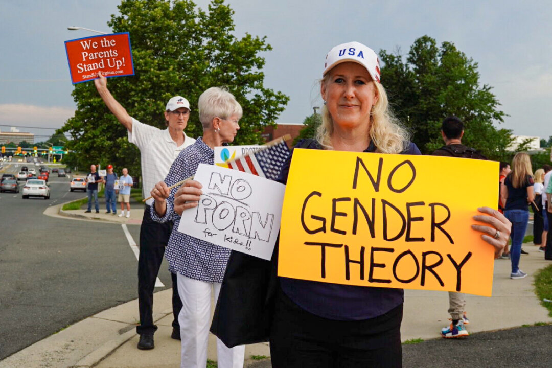 Parents Rally Over ‘Malicious Misgendering’ School Policy in Northern Virginia