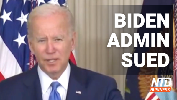 Biden Calls for Gas Tax Holiday; Fed Chair: Higher Rates Could Cause Recession | NTD Business