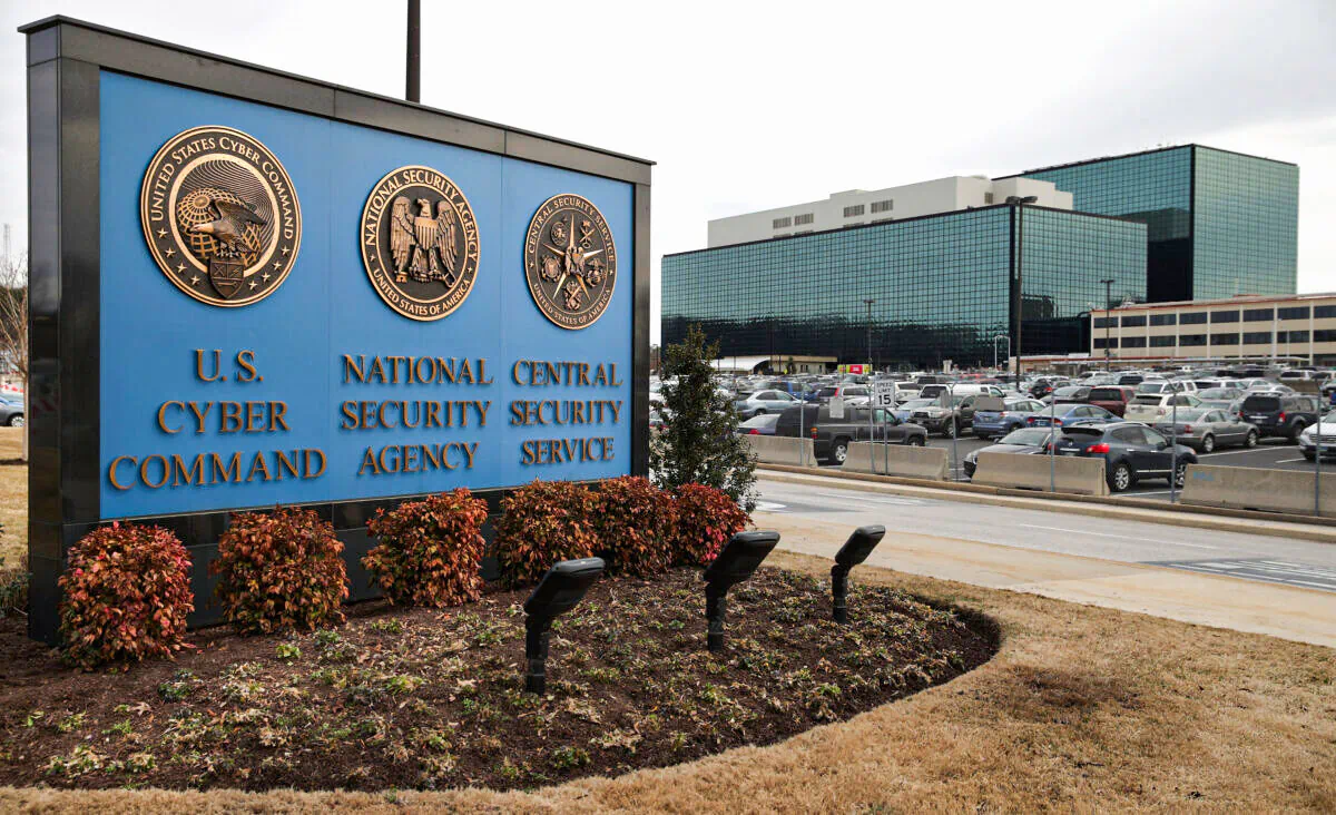 The seals of the U.S. Cyber Command, the National Security Agency, and the Central Security Service in Fort Meade, Maryland, on March 13, 2015. (Chip Somodevilla/Getty Images)