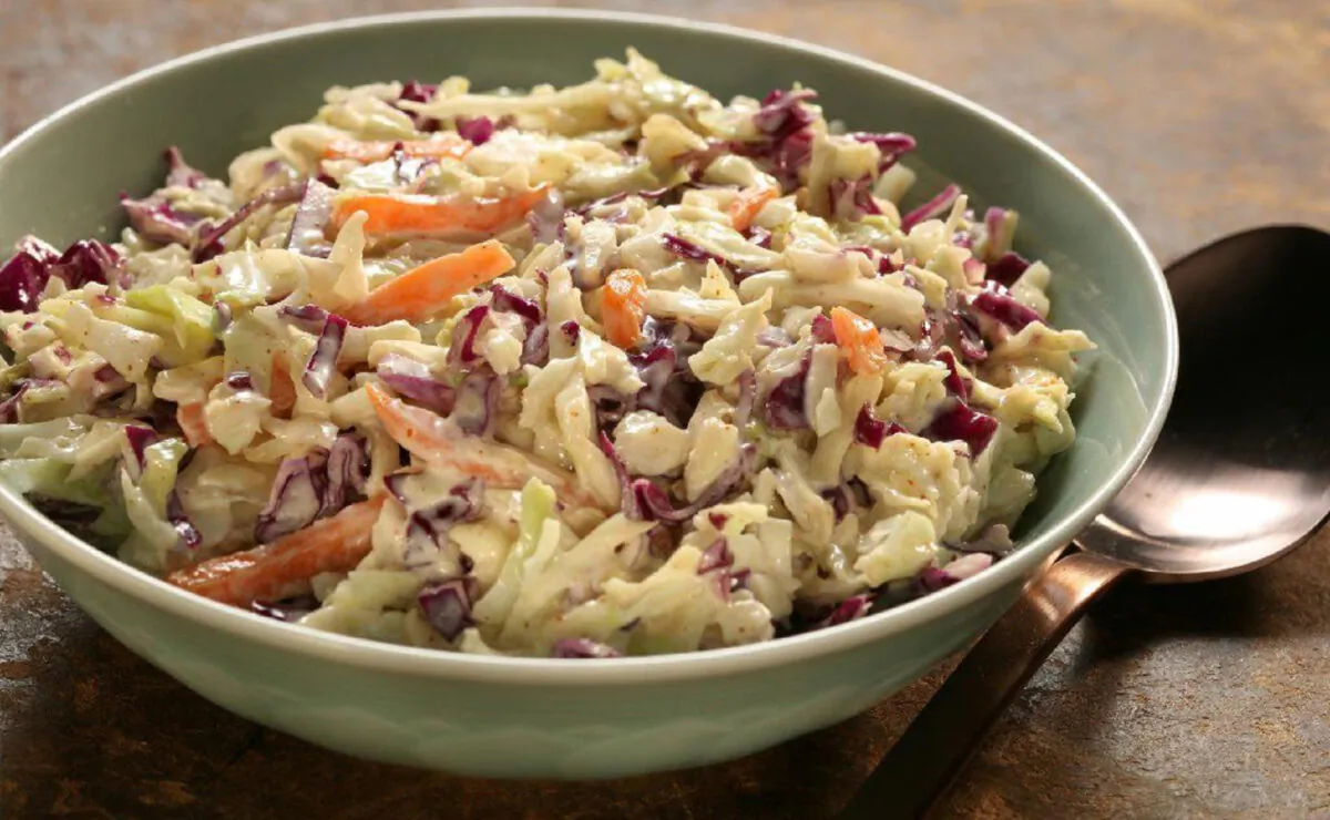 You can stick with the classic coleslaw recipe, or use alternatives and toppings to make it your own. (Chris Walker/Chicago Tribune; Shannon Kinsella/food styling)