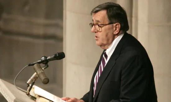 Political Commentator and Columnist Mark Shields Dies at 85