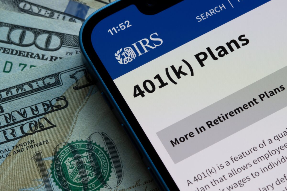 A 401 (k) plan is a great place to borrow monies for a short-term emergency or large purchase. But there are pros, cons, and potential risks that one needs to be aware of. (Tada Images/ShutterStock)