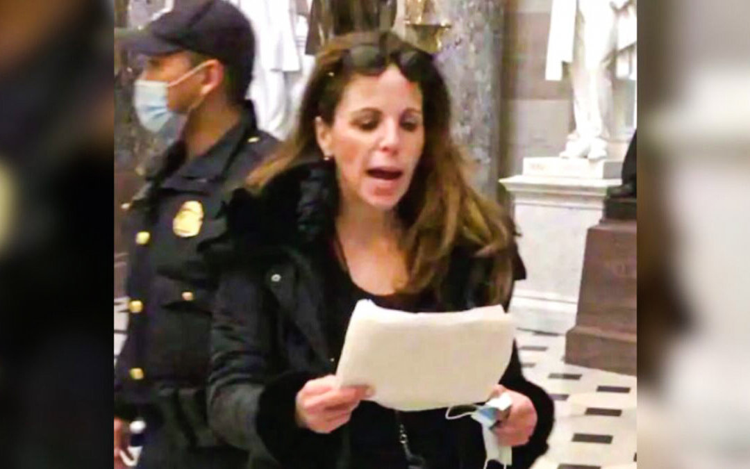 Jan. 6 Prisoner Simone Gold Claims She Rejected Romantic Date From Judge, Alleges Bias
