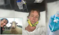 Vaxxed Aussie Woman Suffers ‘Stroke-Like’ Symptoms, Loses Job for Refusing 2nd Jab: ‘I Was About to Black Out’