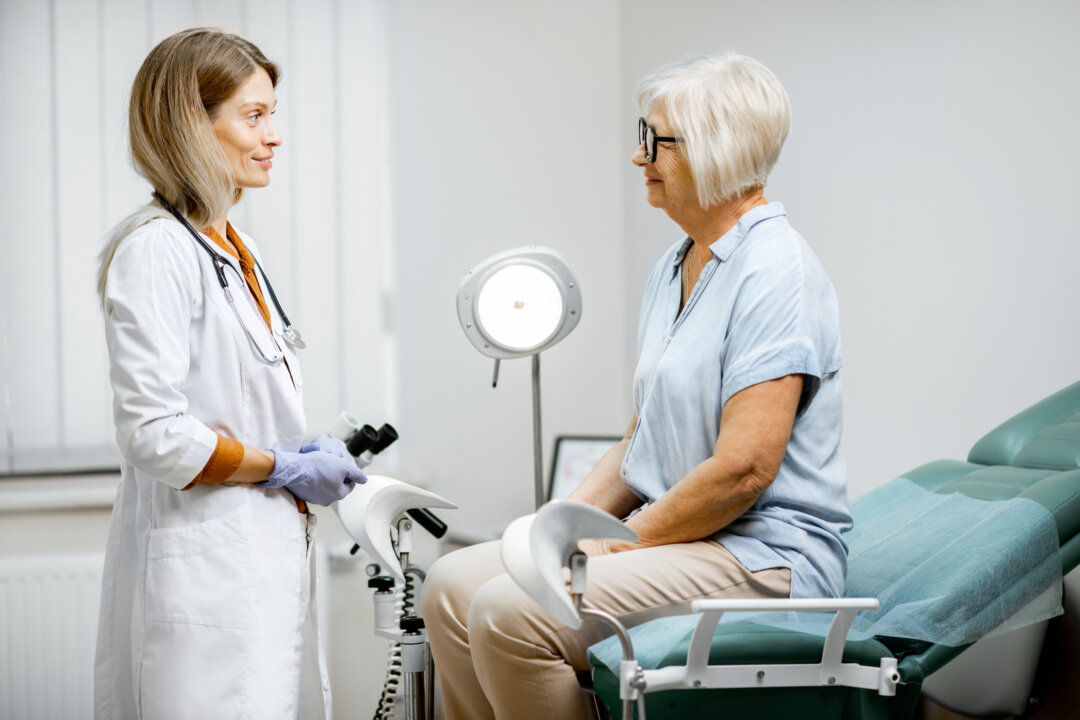 Pregnancy, birth trauma, being overweight, and chronic constipation are risk factors for uterine prolapse.(RossHelen/Shutterstock)