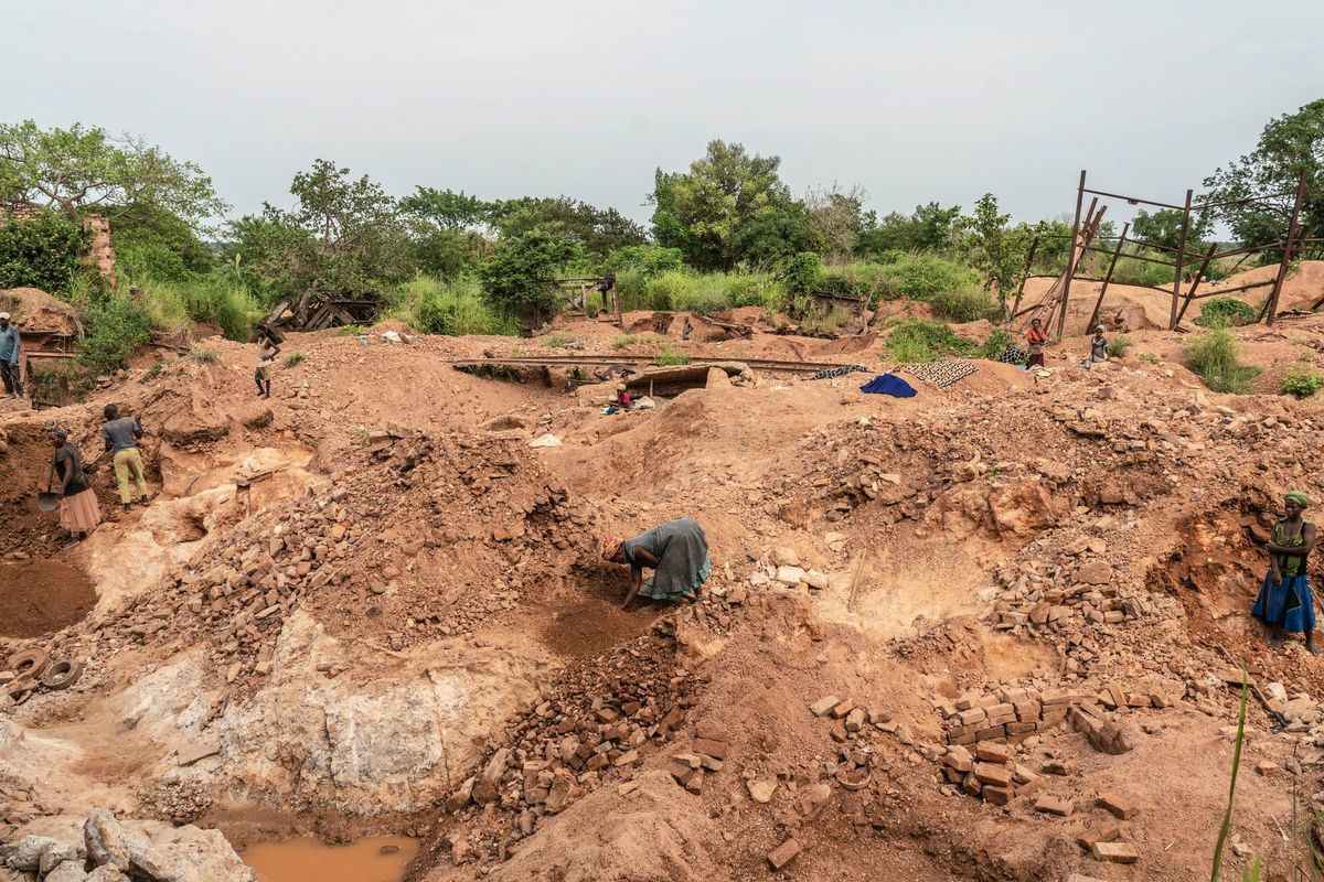 Ramping up 'New Oil' Race, China Buys Lithium Mines in Argentina - Vimarsana News