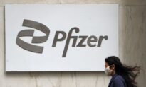 Pfizer Forecasts Weak 2023 Sales of COVID-19 Products