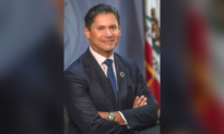 Eloy Oakley to Resign as California Community College Chancellor