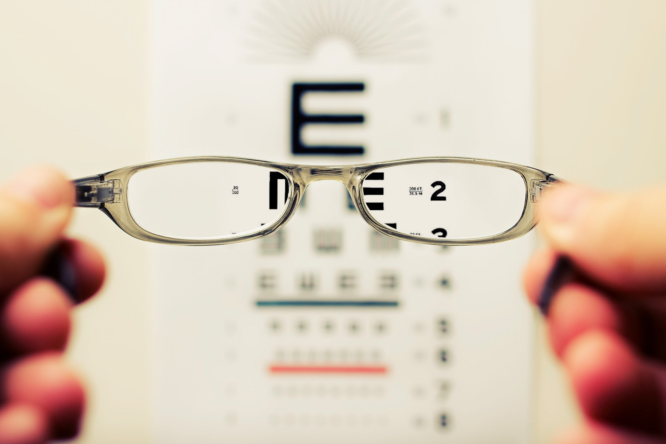 Presbyopia Is the Body Aging—2 Tea Recipes to Nourish the Body and Protect the Eyes - Vimarsana News