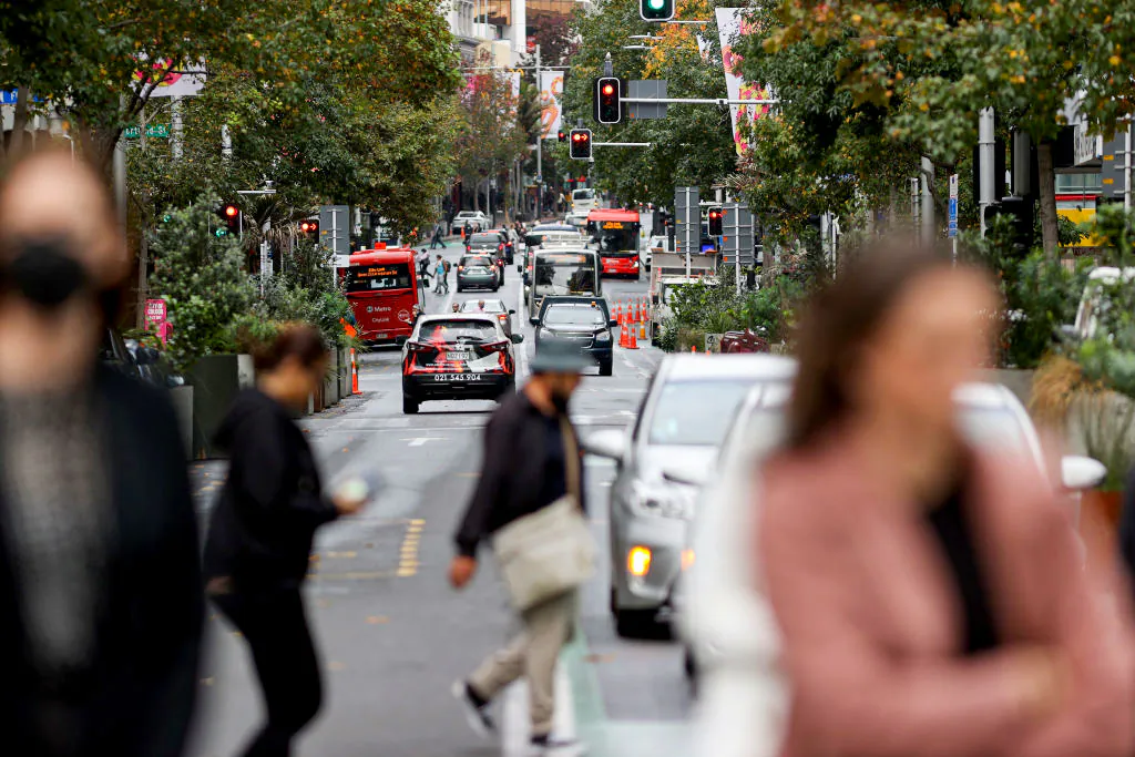 People shopping in the CBD in Auckland, New Zealand, on May 18, 2022. (Phil Walter/Getty Images)