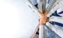 Asking Your Team ‘How Can I Help?’ Improves Business Performance in These 5 Ways